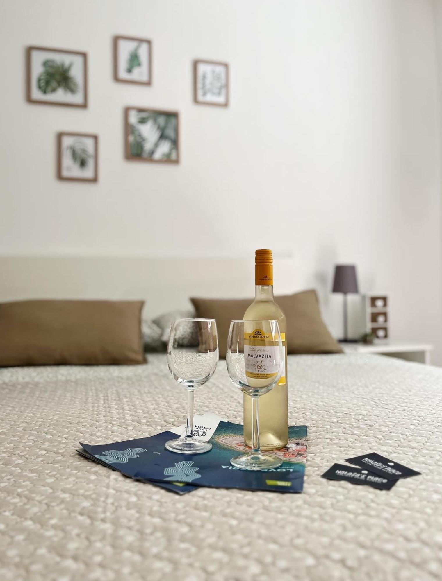 Apartment Vinotoc Ізола Екстер'єр фото